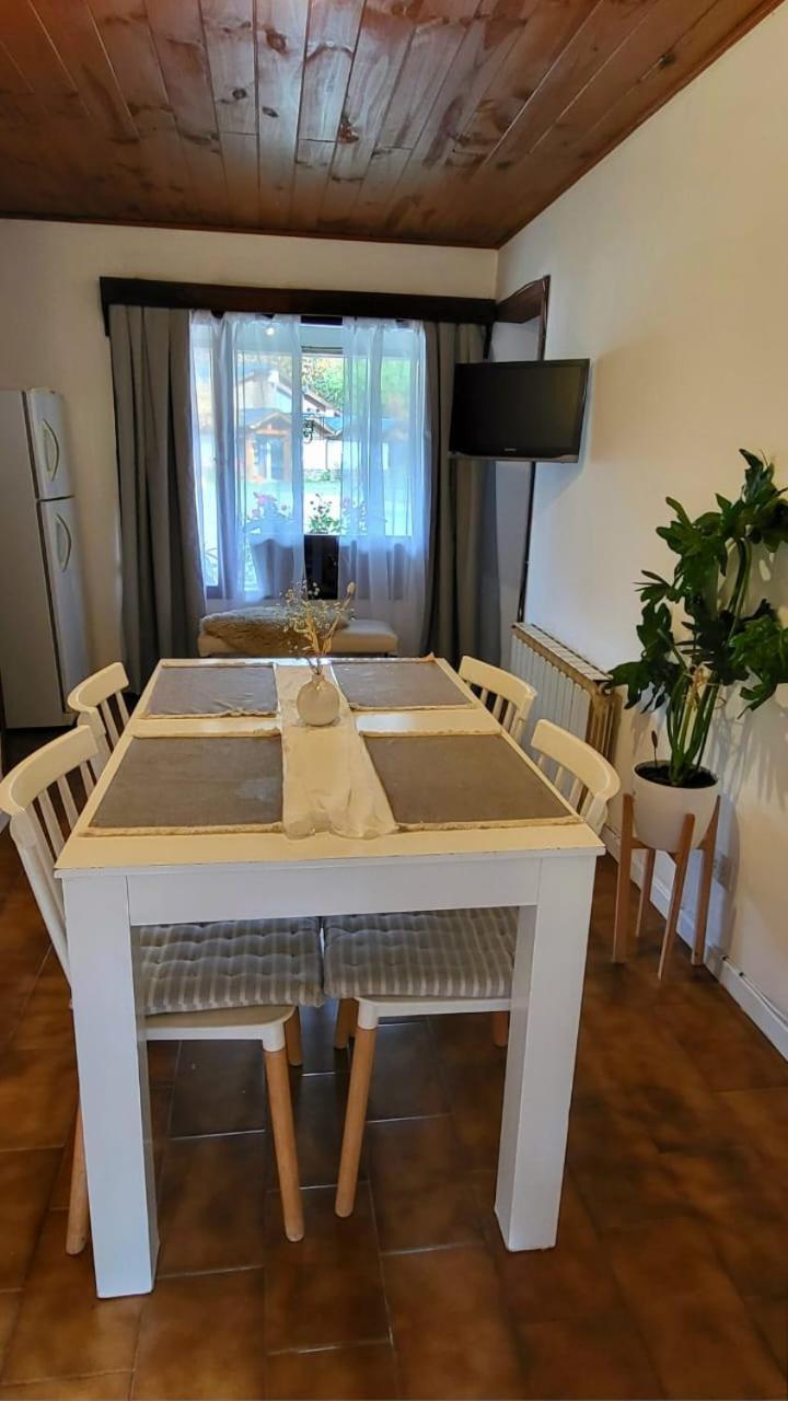 Hosteria El Condado Сан-Карлос-де-Барилоче Экстерьер фото